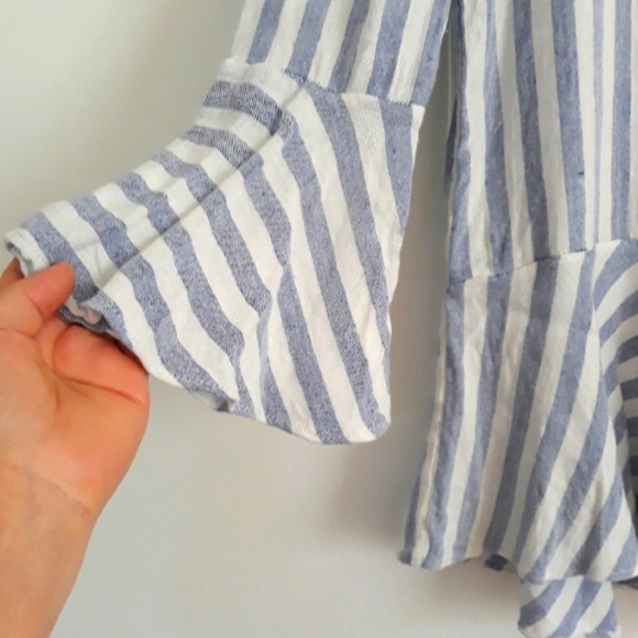 Alice + Olivia Long Sleeve Striped White & Blue Linen Blend Oversized Top XS - Picture 4 of 13